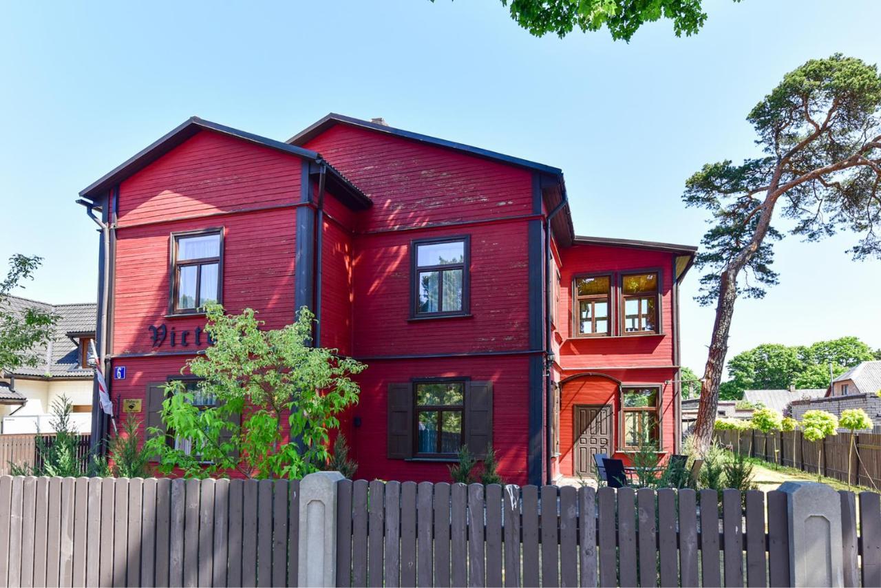 Villa Victoria Вентспилс Екстериор снимка