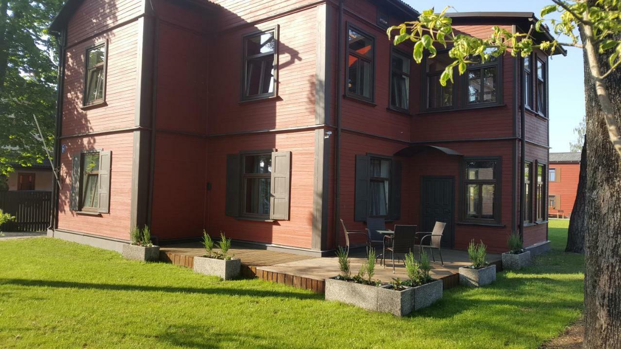 Villa Victoria Вентспилс Екстериор снимка